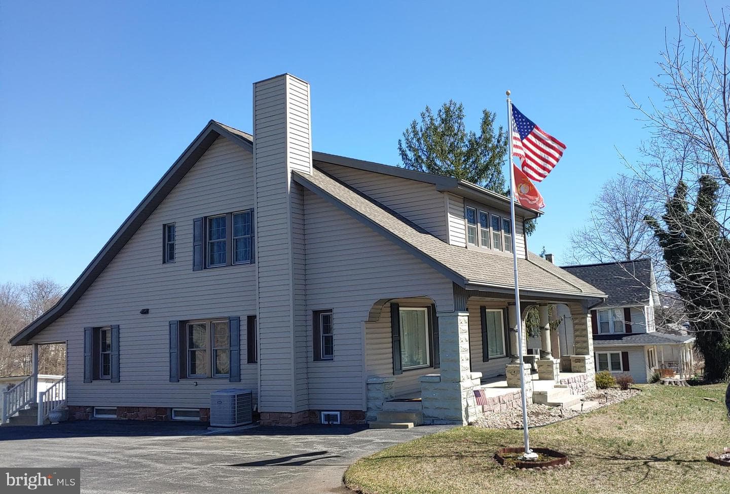 268 W Main Street photo 2