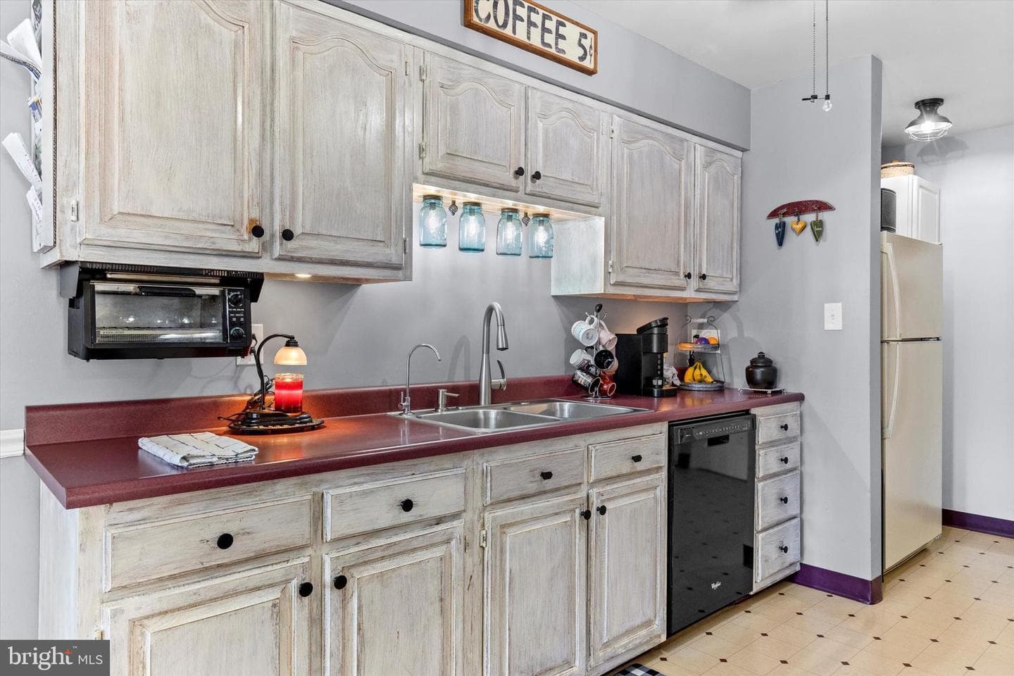 200 Huntington Drive photo 14