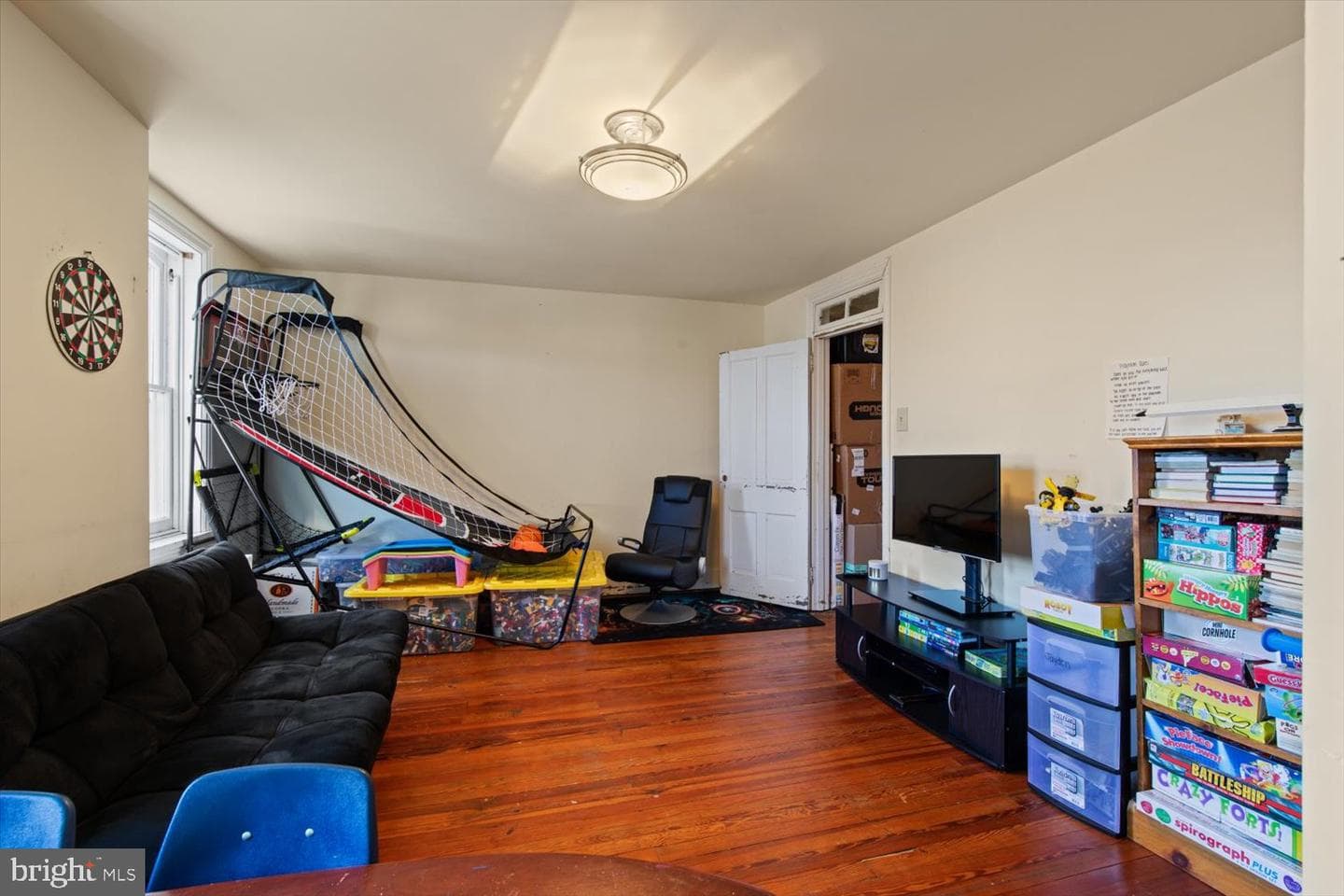644 Chestnut Street photo 41
