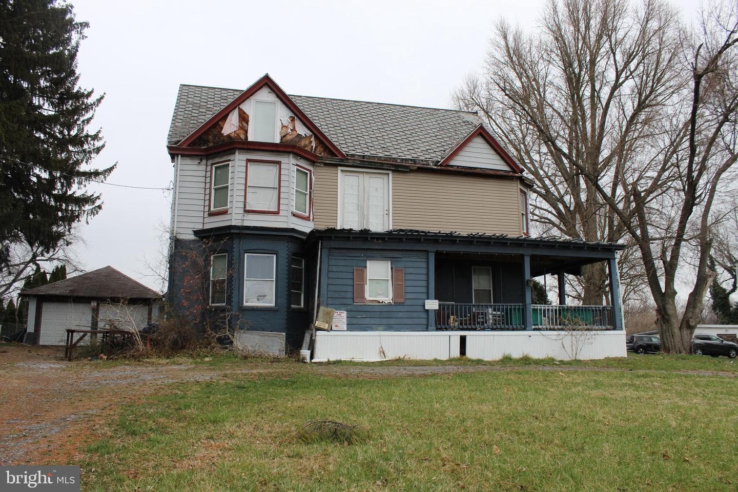 67 Keller Avenue photo 1