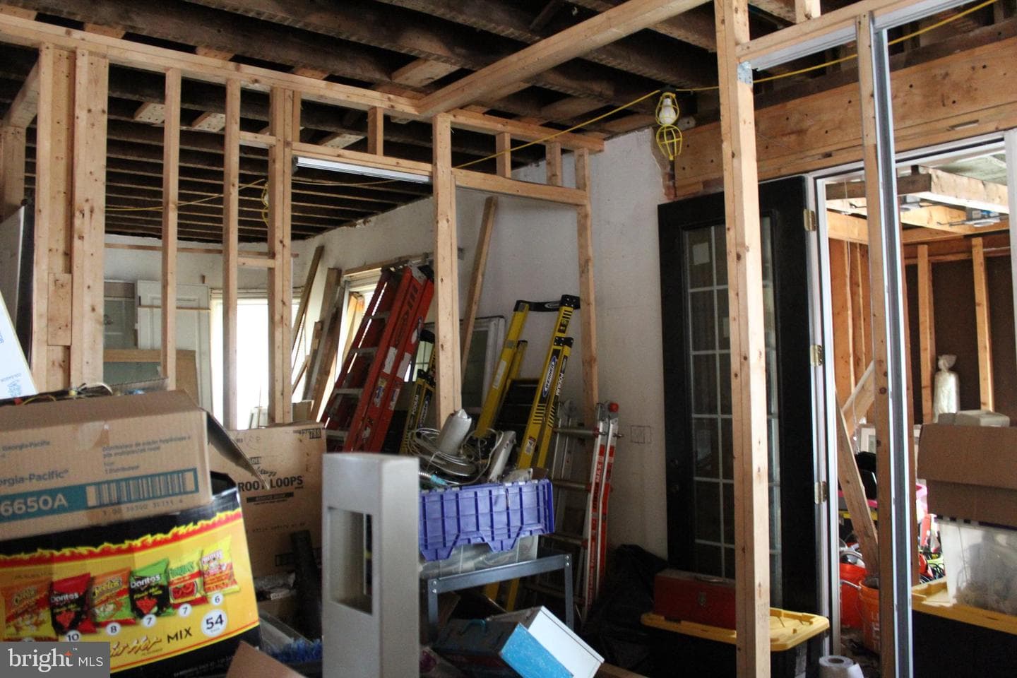 67 Keller Avenue photo 13