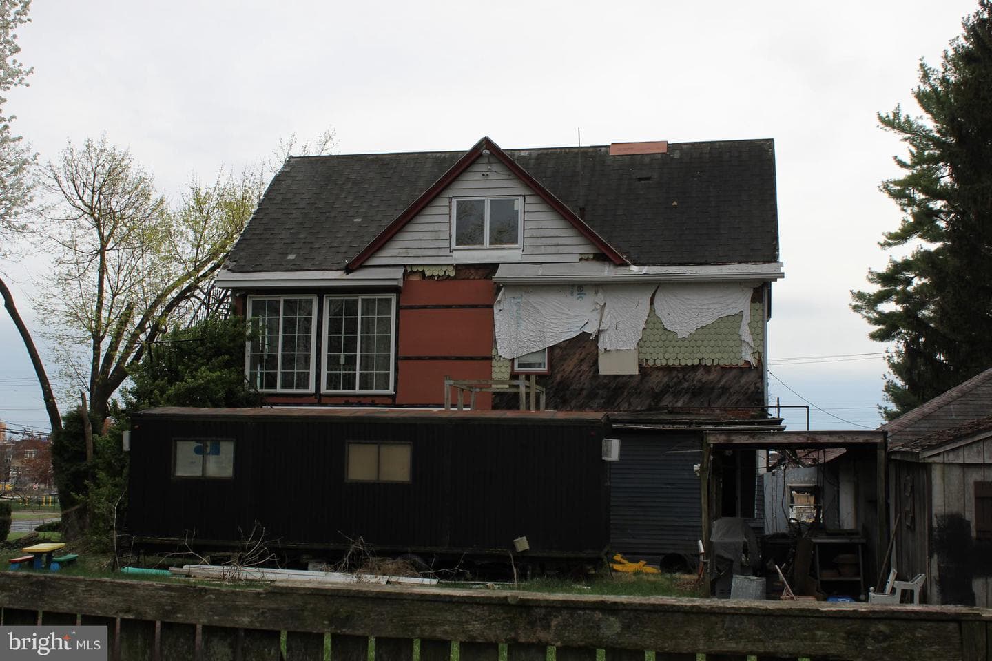 67 Keller Avenue photo 3