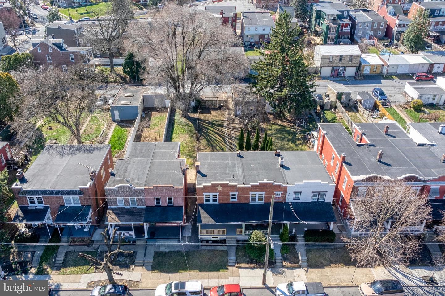 438 E Ross Street photo 36