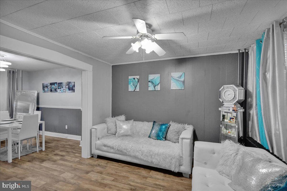 625 Poplar Street photo 2