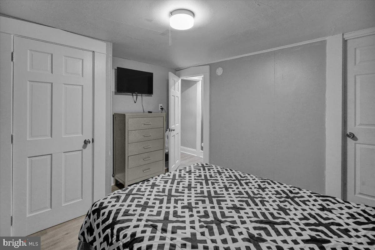 625 Poplar Street photo 22