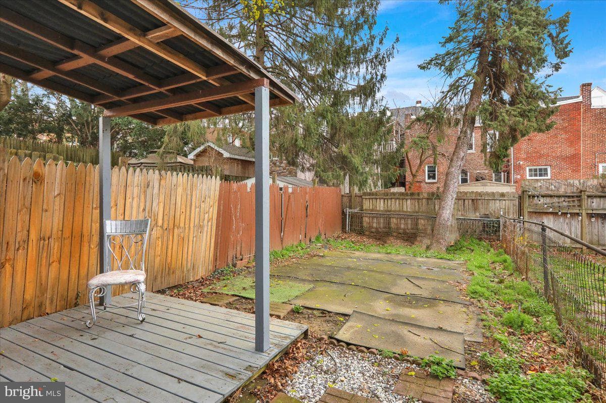 625 Poplar Street photo 27