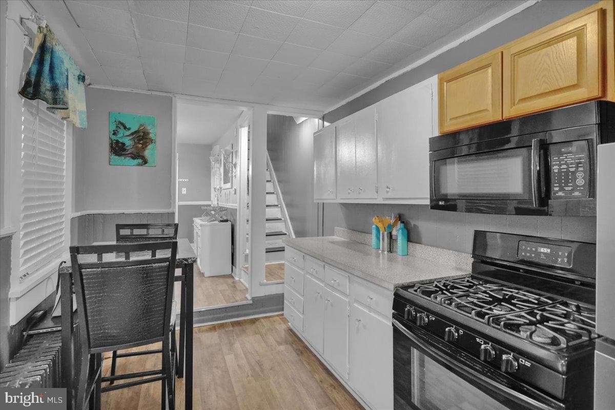 625 Poplar Street photo 9