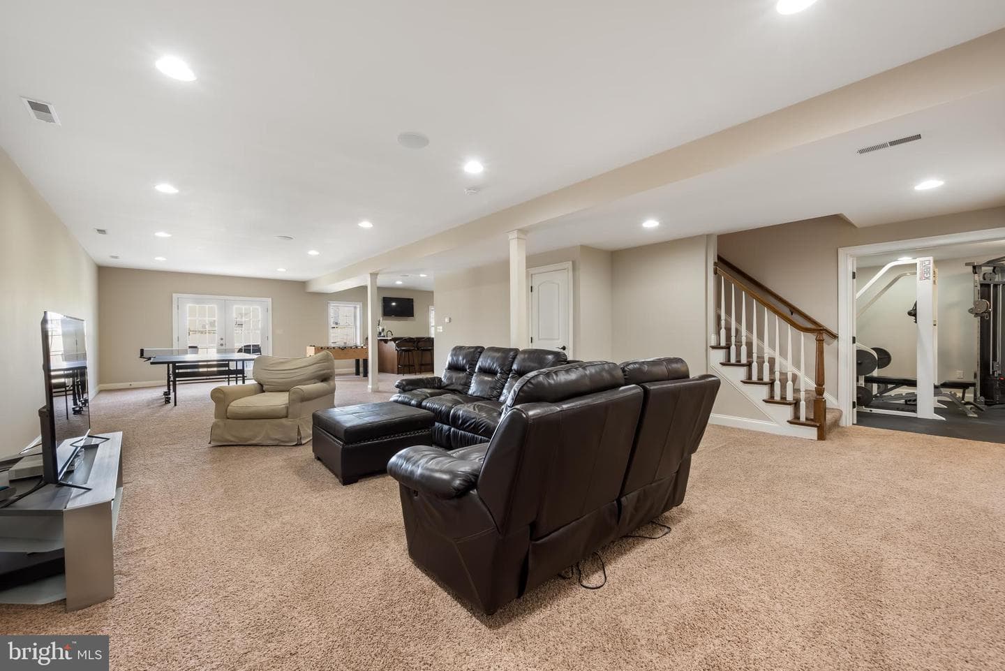 343 Ecker Drive photo 35
