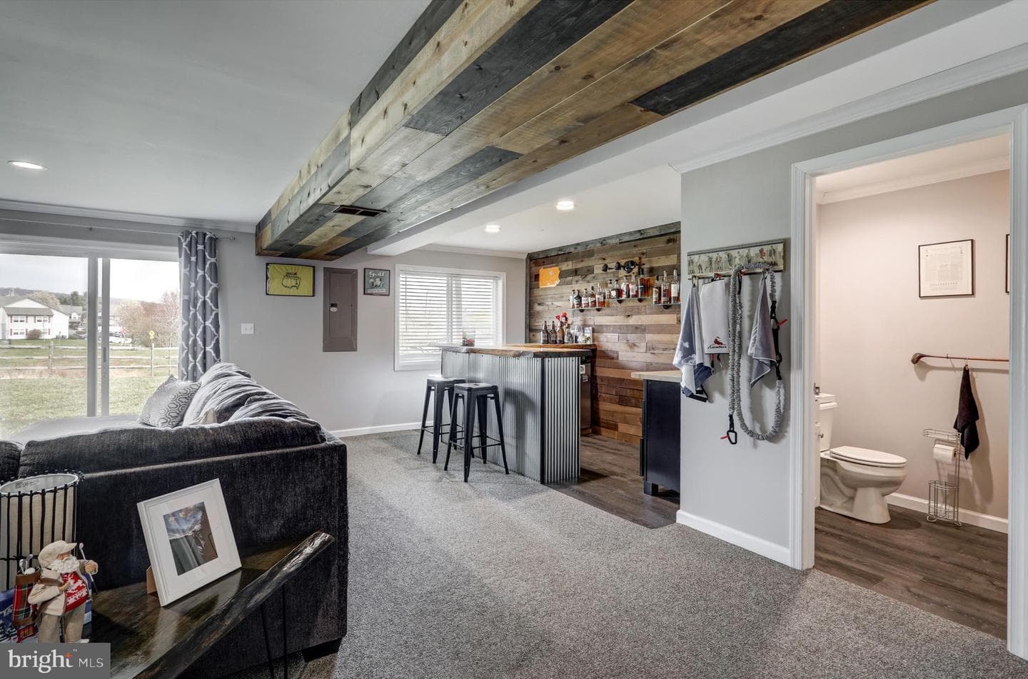 108 Ashwood Lane photo 4