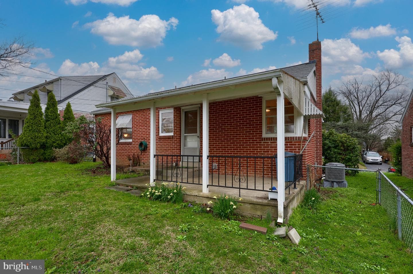 927 Rolridge Avenue photo 3