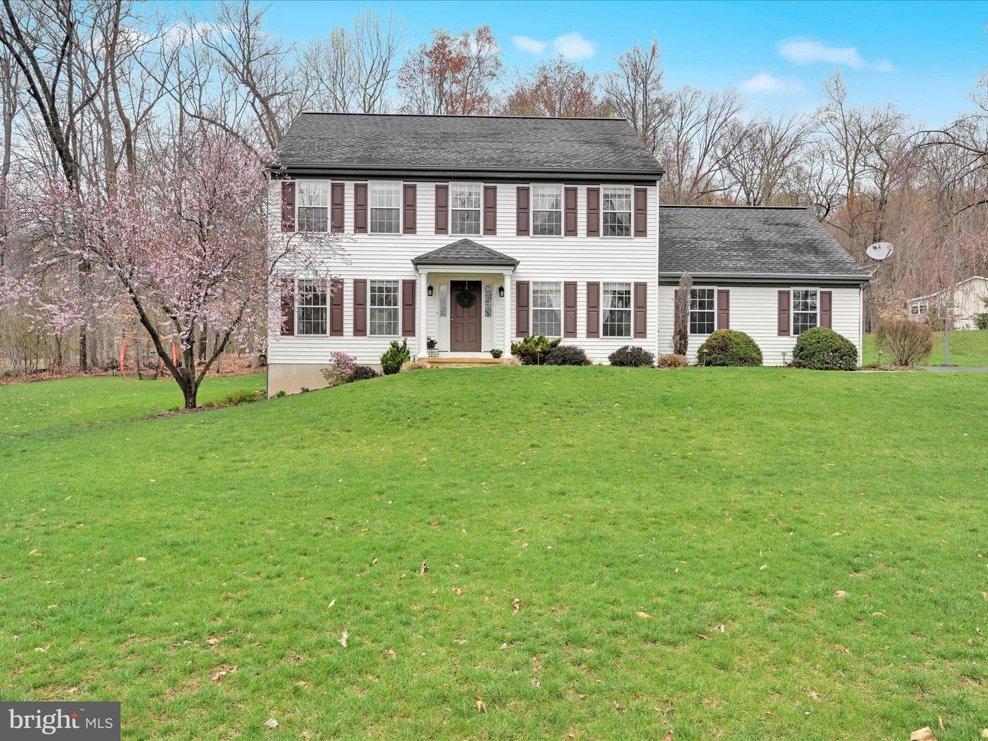 385 Furnace Hill Road photo 2