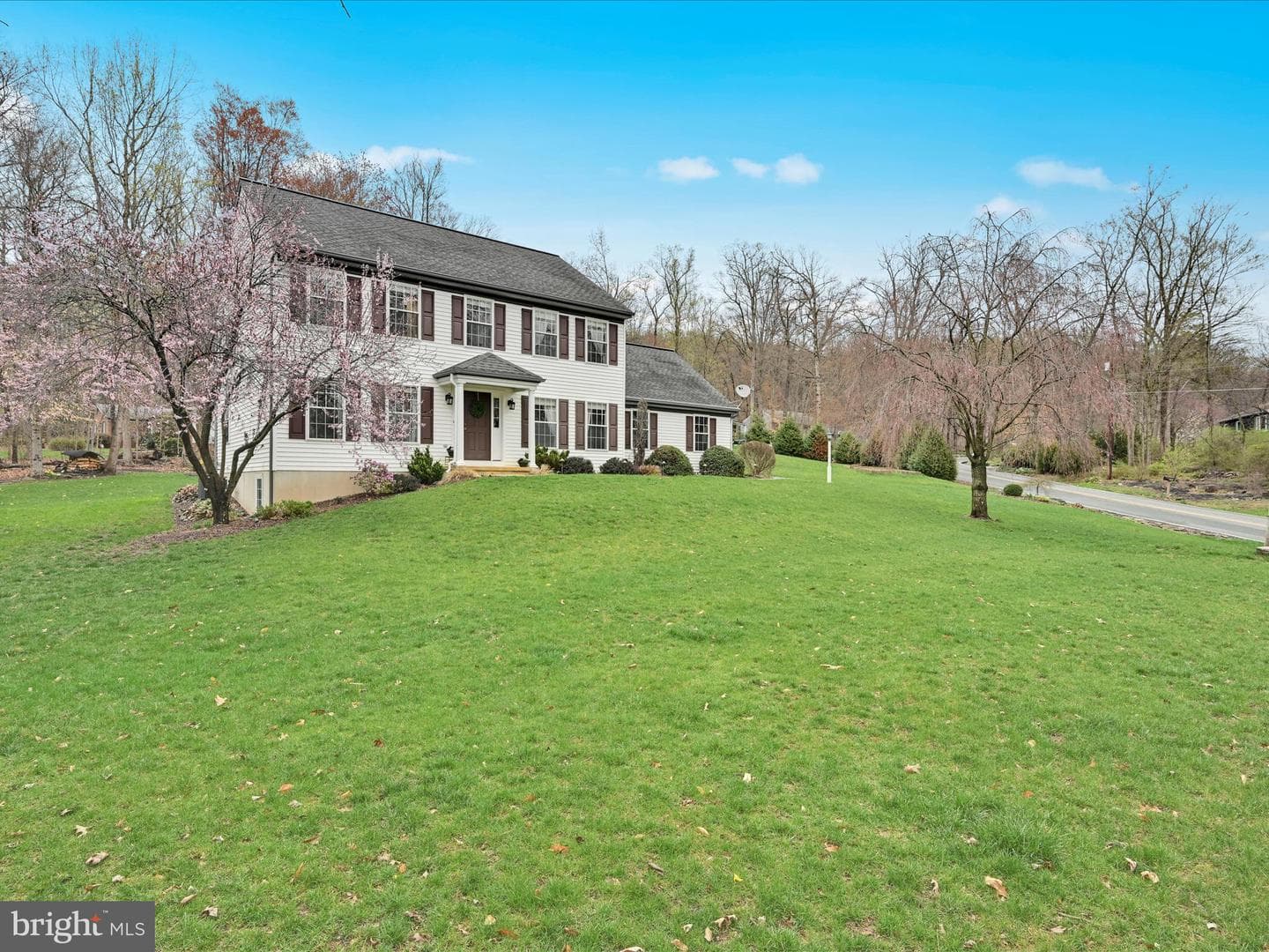 385 Furnace Hill Road photo 3