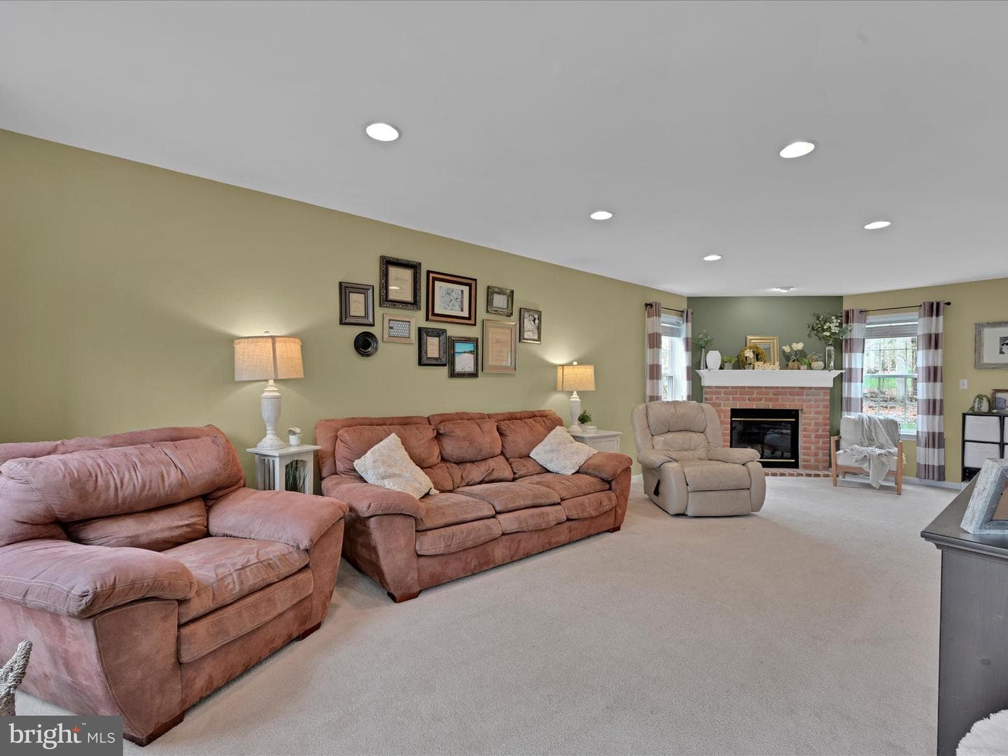 385 Furnace Hill Road photo 7