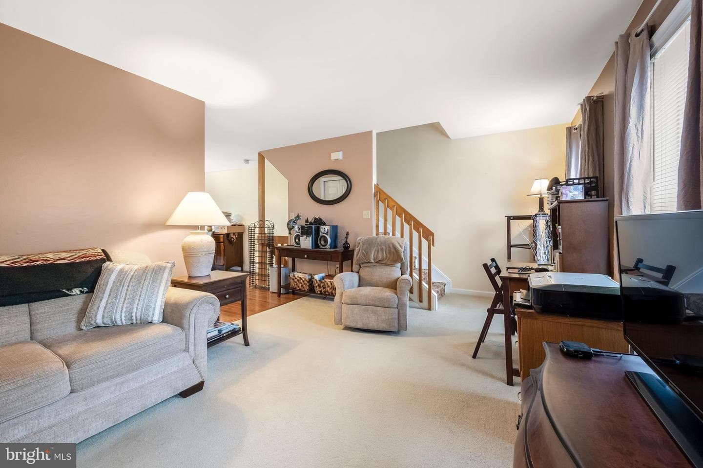 208 Oakridge Drive photo 11