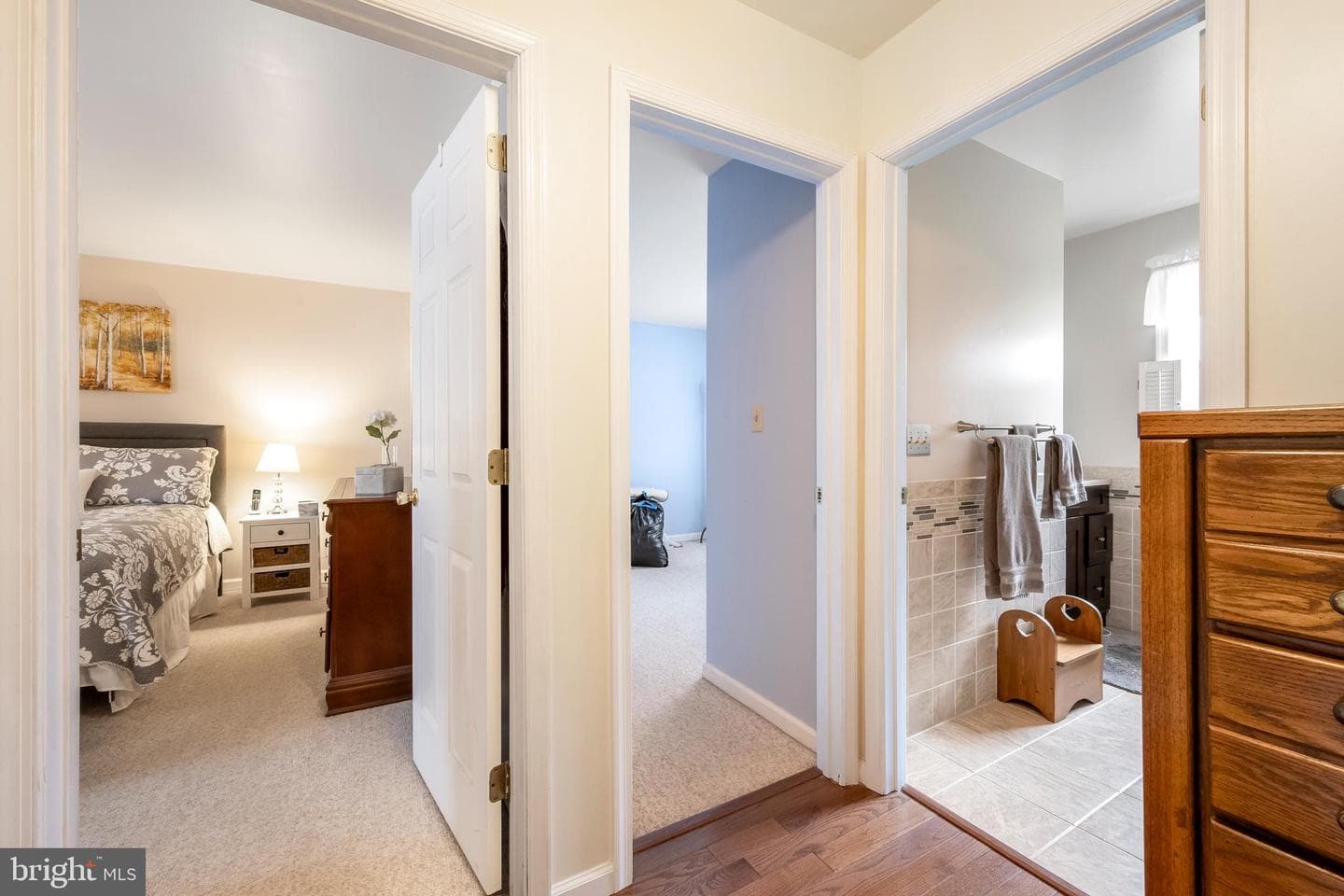 208 Oakridge Drive photo 12