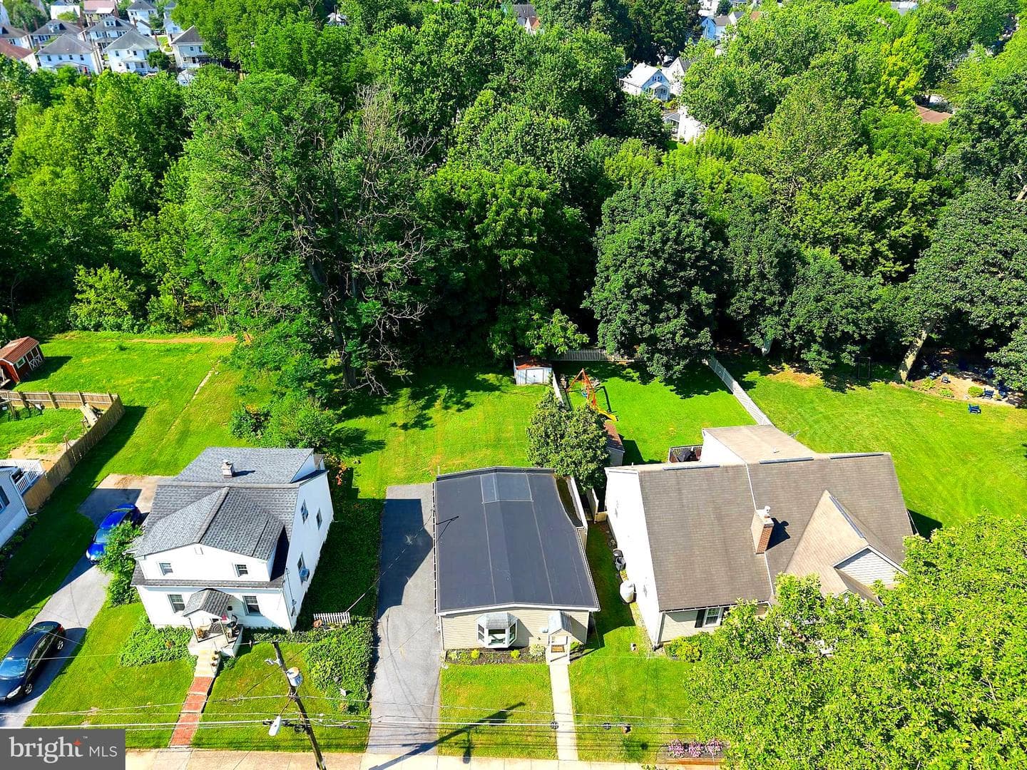 210 Noble Street photo 34