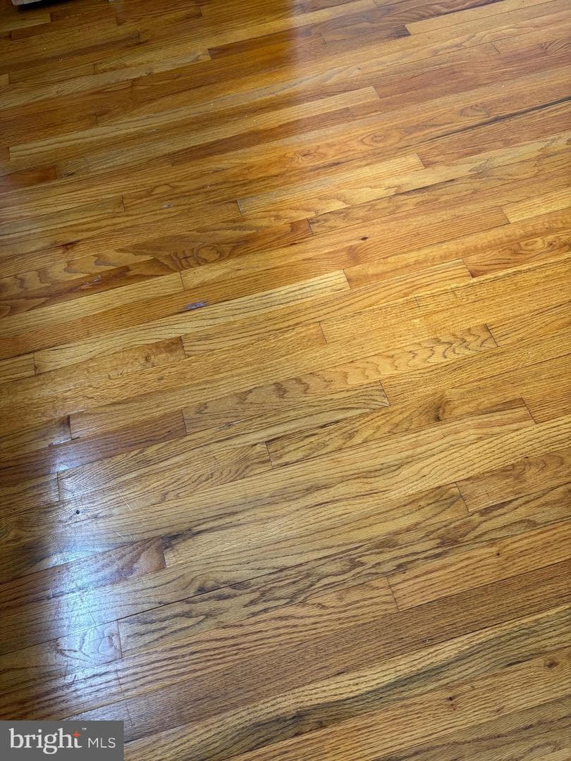 1819 Hemlock Road photo 21