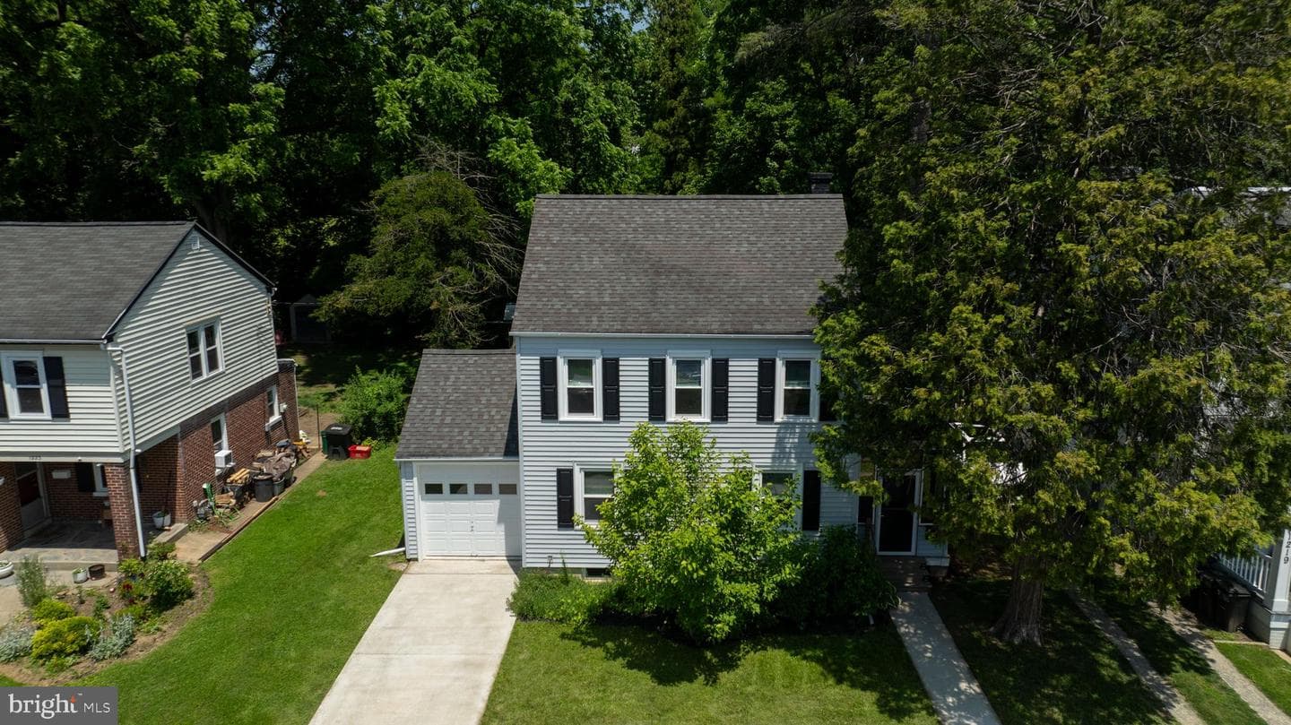 1221 Elm Avenue