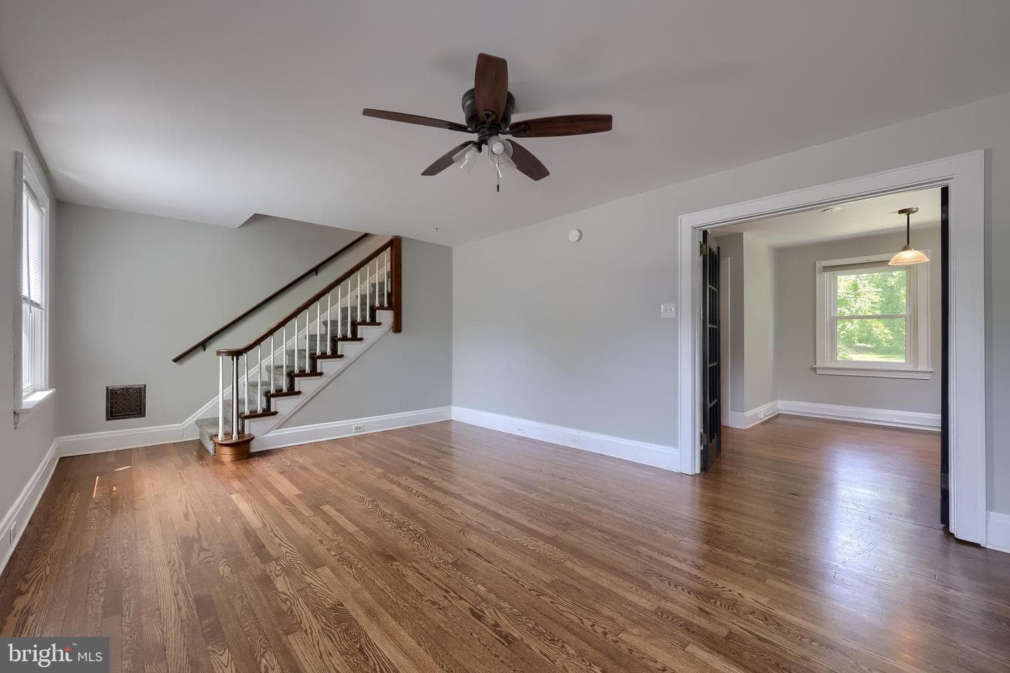 1221 Elm Avenue photo 13
