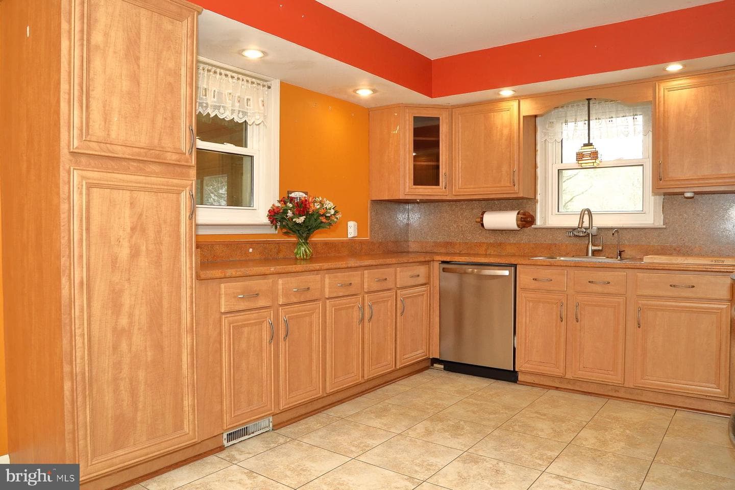 509 Koser Road photo 32