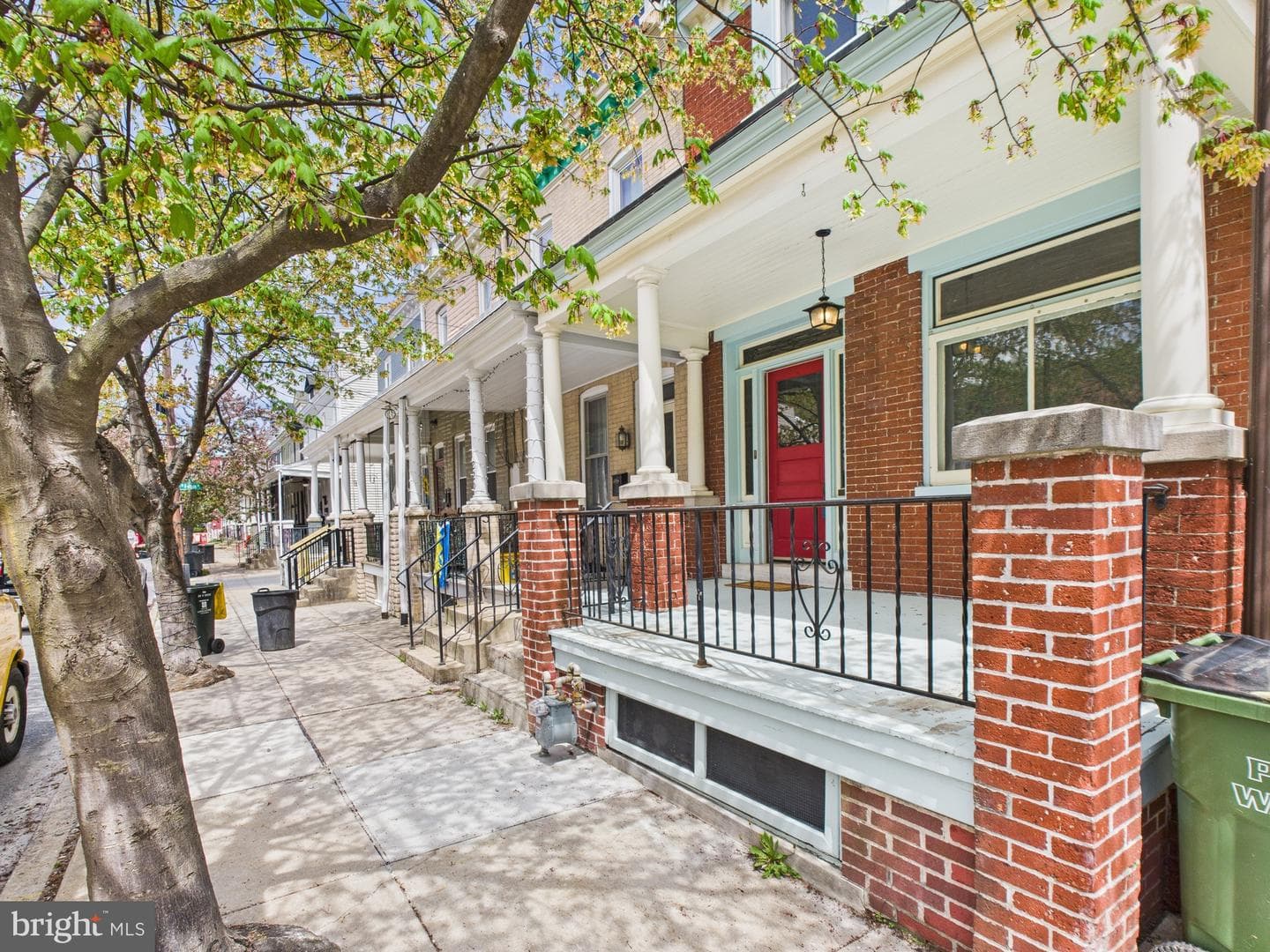 227 Elm Street photo 2