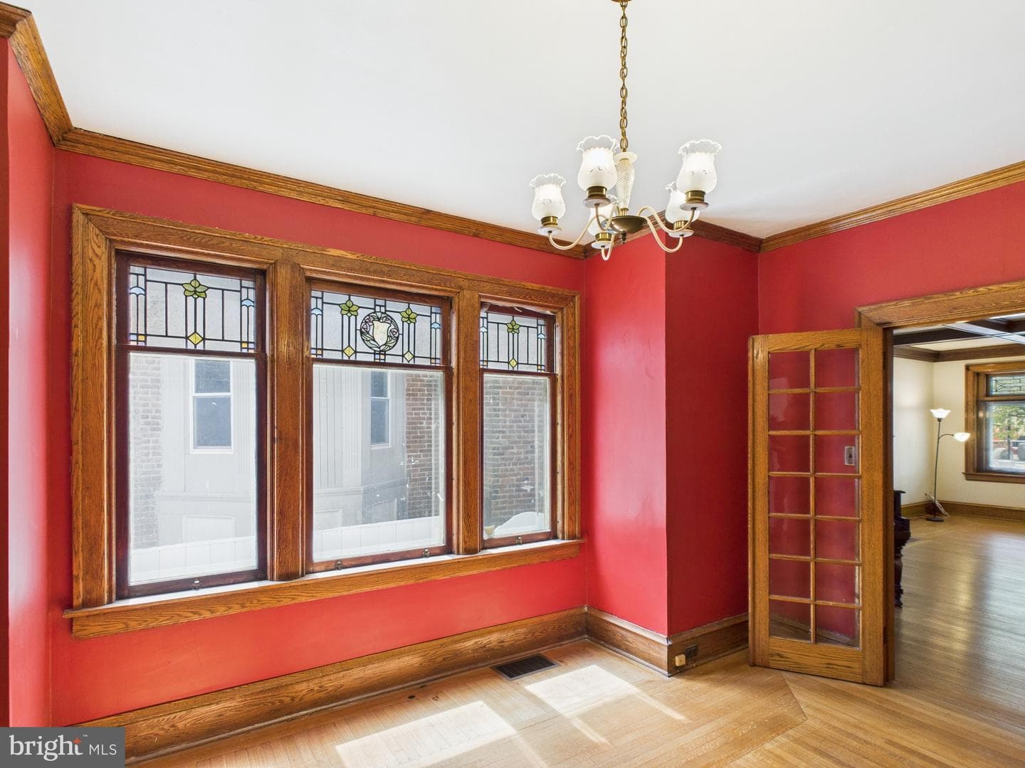 227 Elm Street photo 8