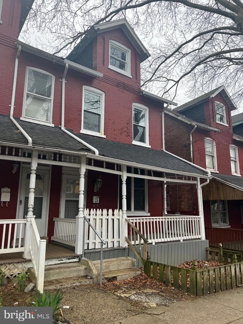 53 S Marshall Street photo 1