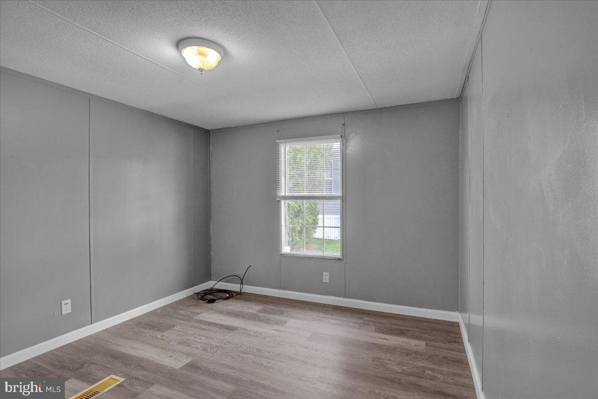 101 Jemfield Court photo 16