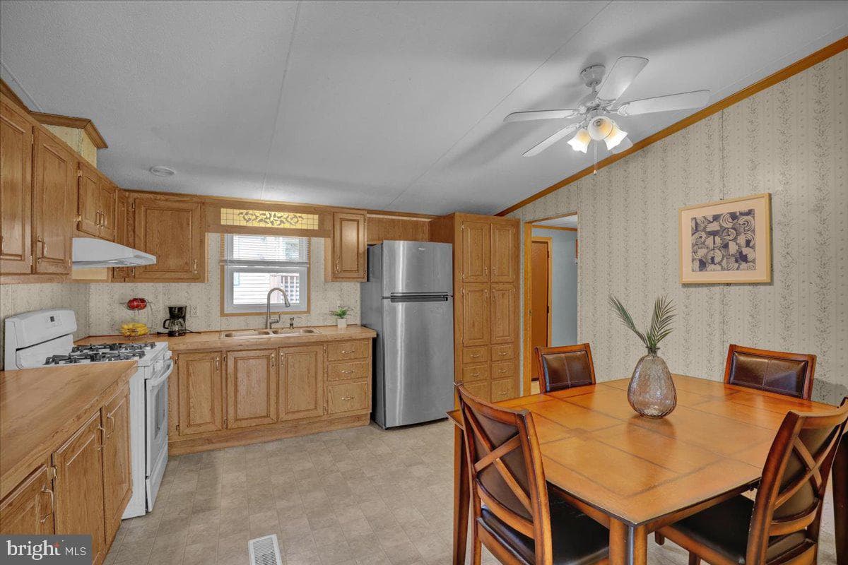 101 Jemfield Court photo 8