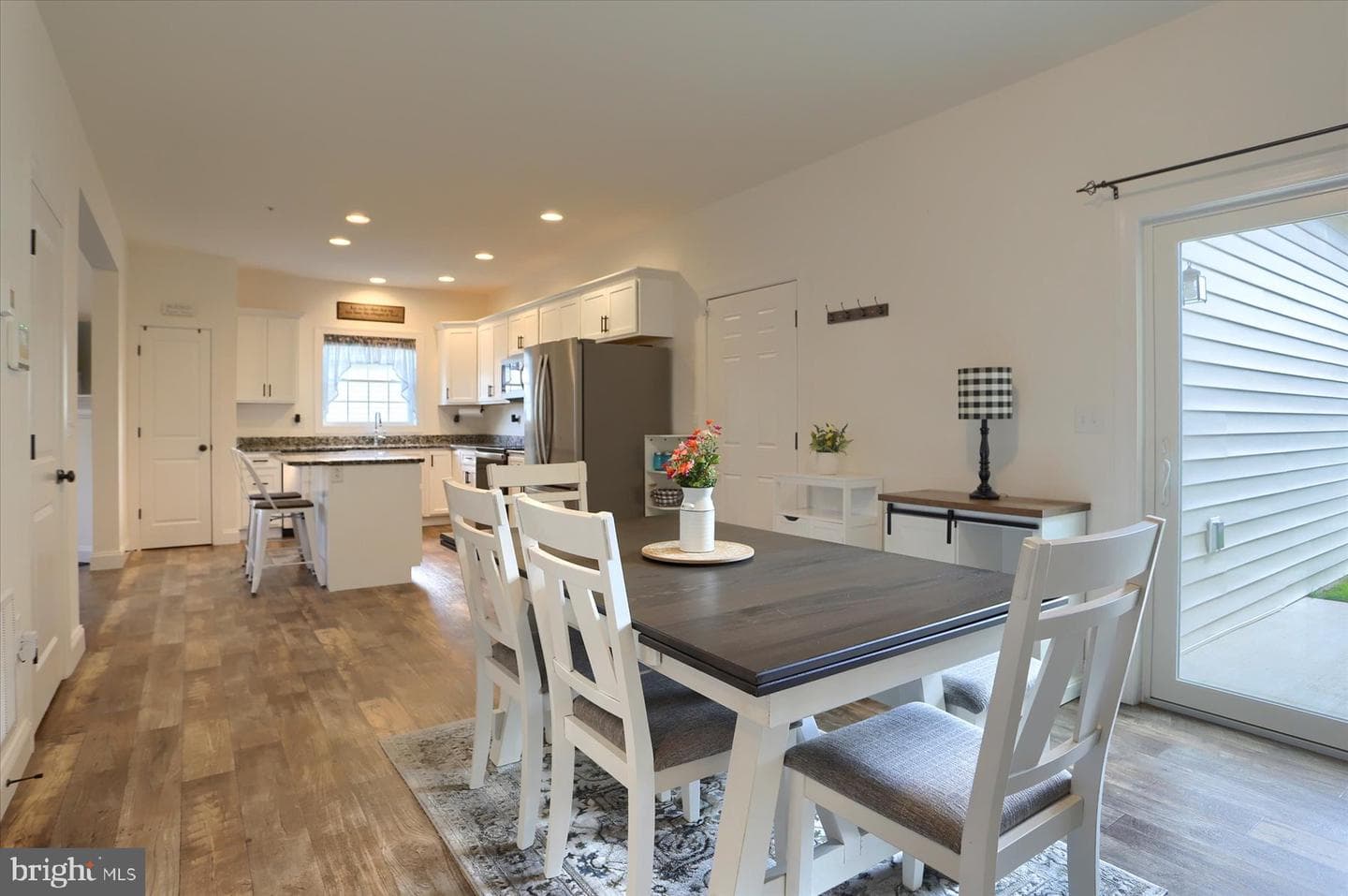 120 Ridgefield Drive photo 4