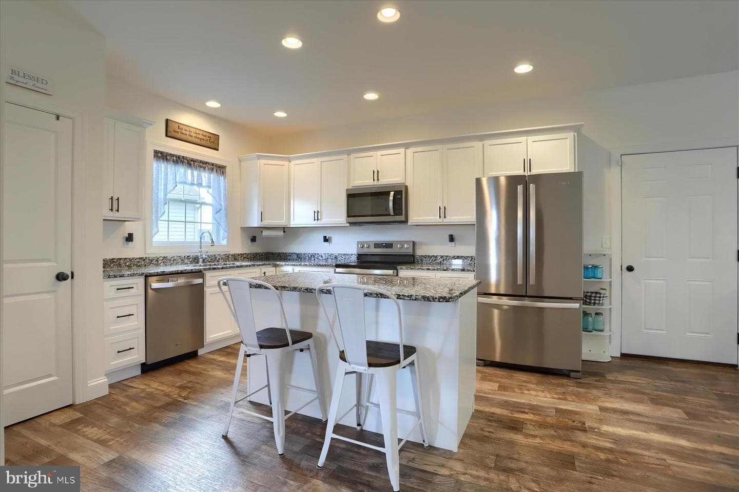 120 Ridgefield Drive photo 6
