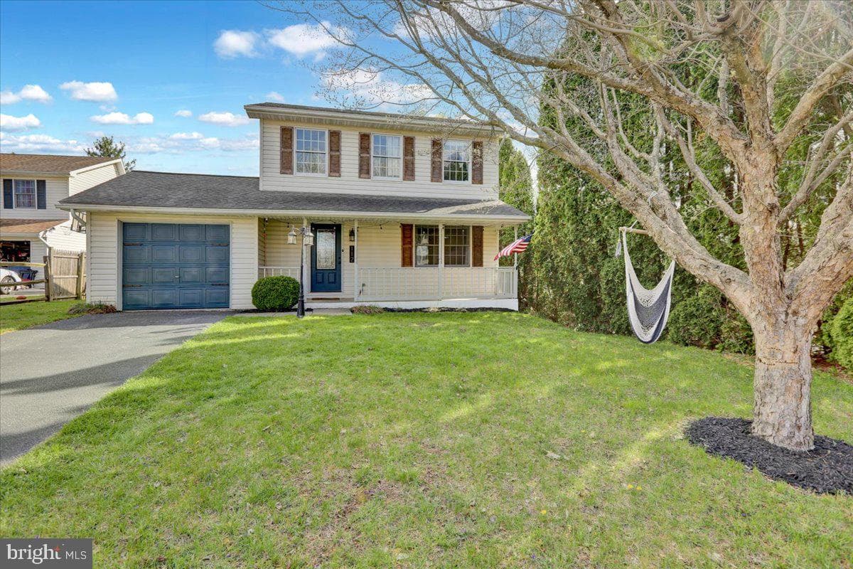 112 Townhouse Lane photo 3