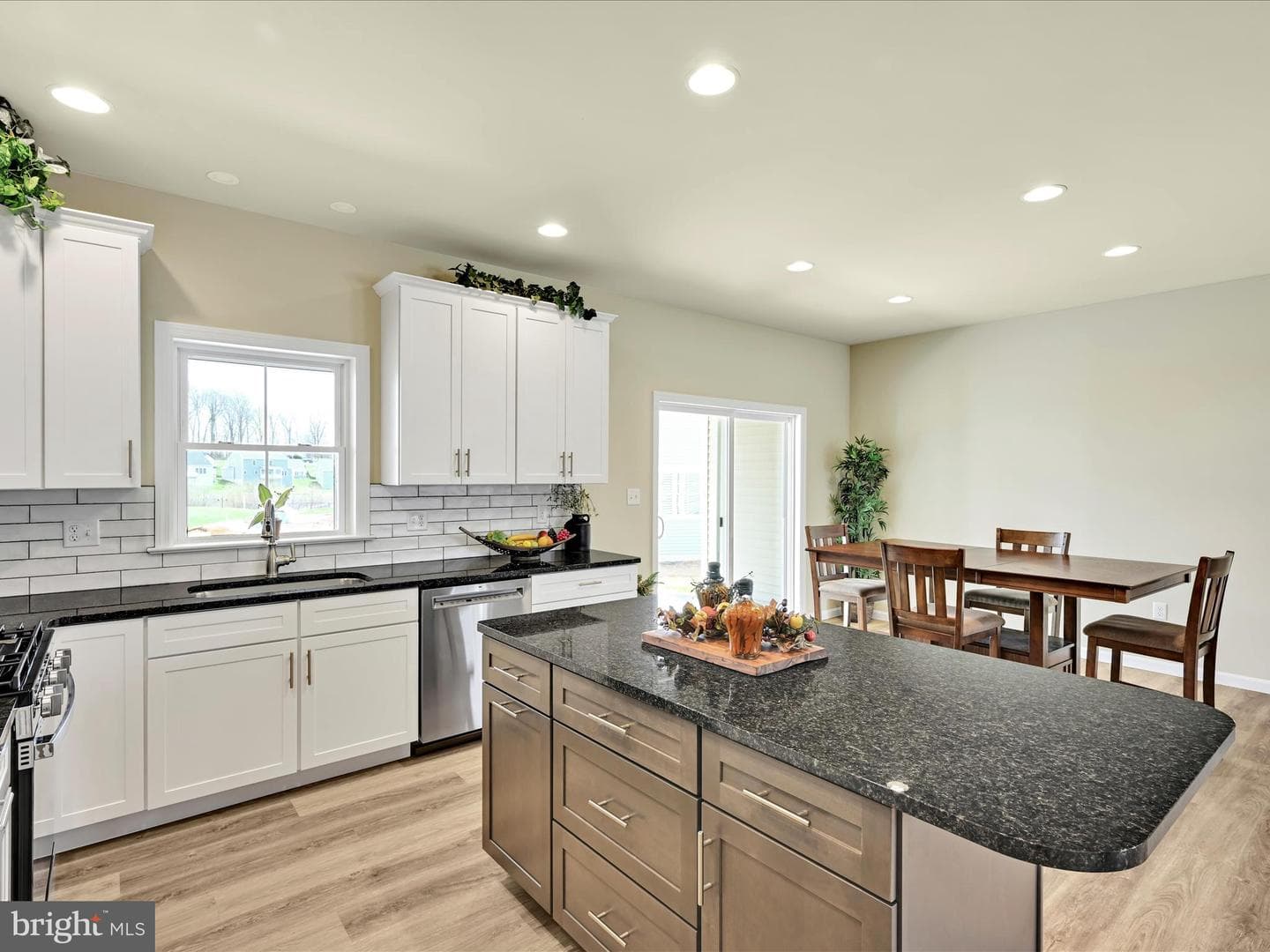 210 Randolph Drive photo 11