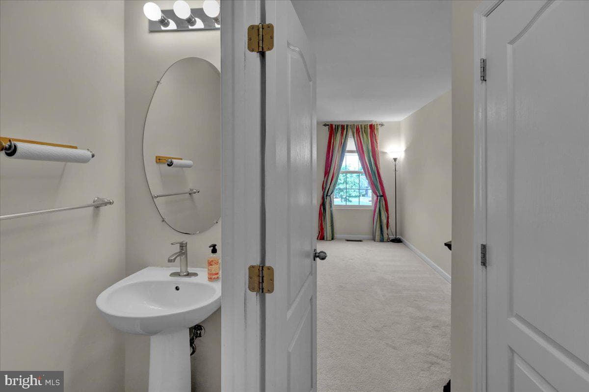 346 Dickens Drive photo 19