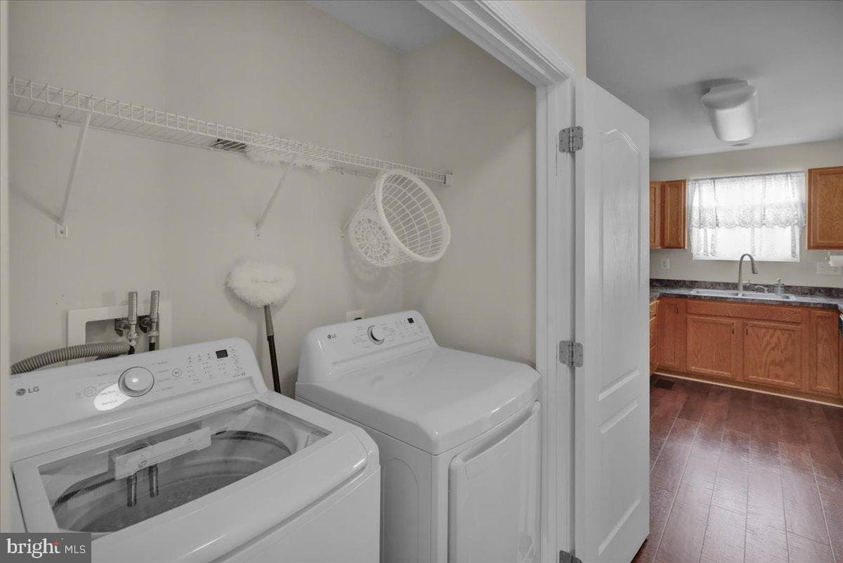 346 Dickens Drive photo 21
