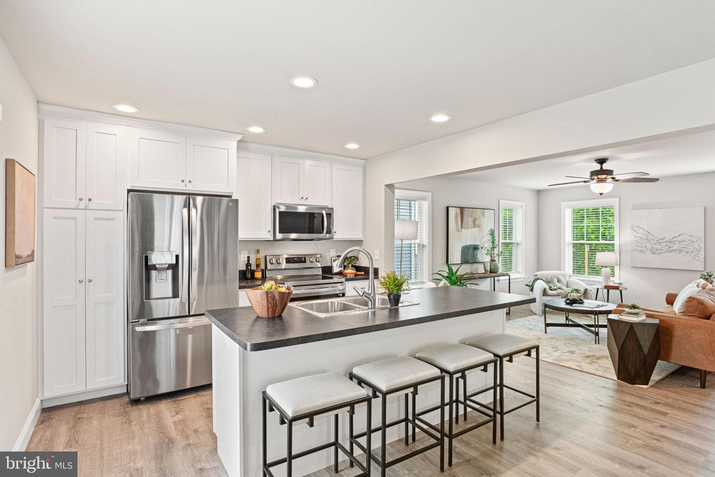 33 Coastal Avenue photo 19