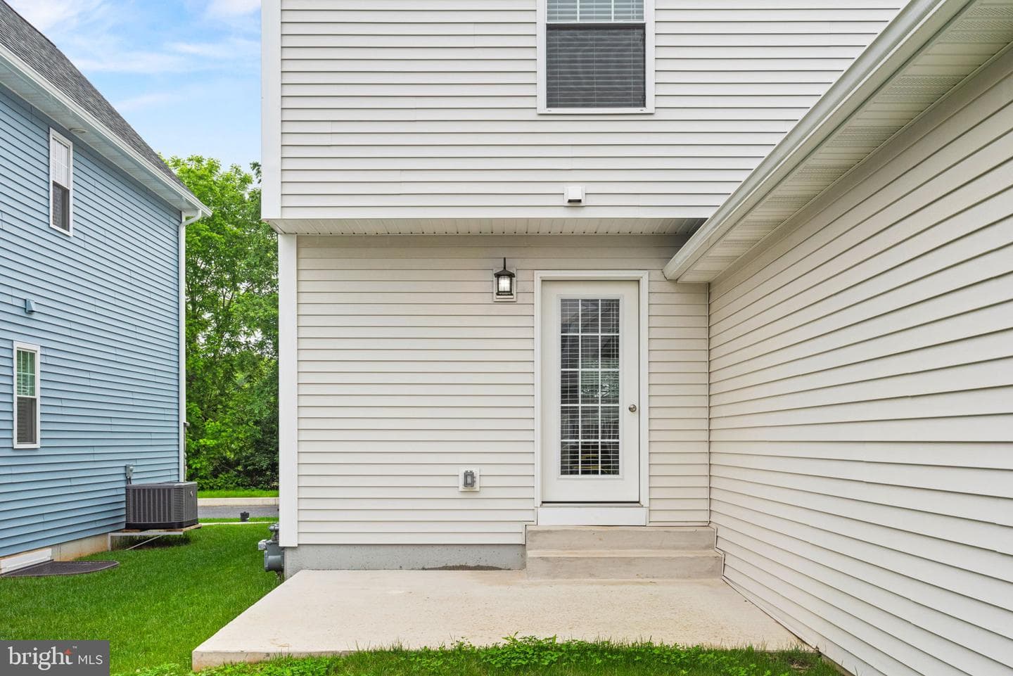 33 Coastal Avenue photo 54