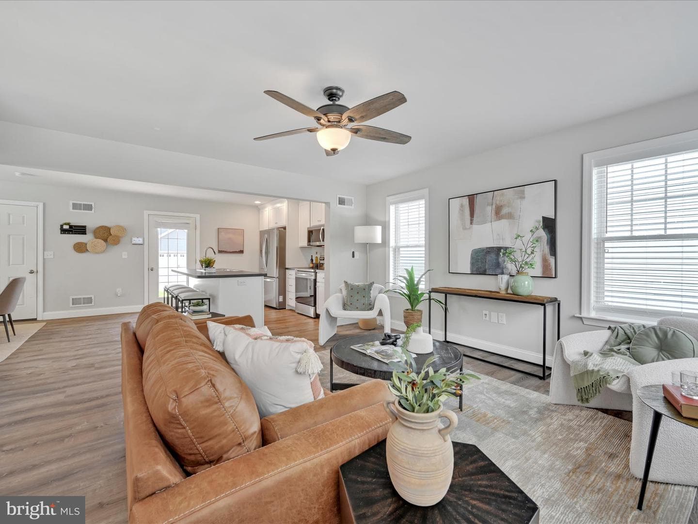 33 Coastal Avenue photo 61