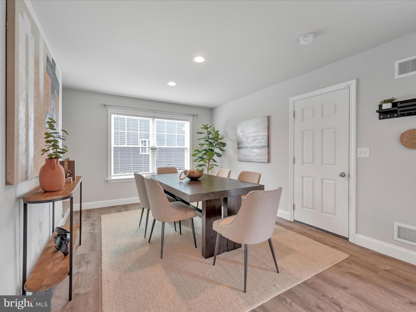 33 Coastal Avenue photo 64