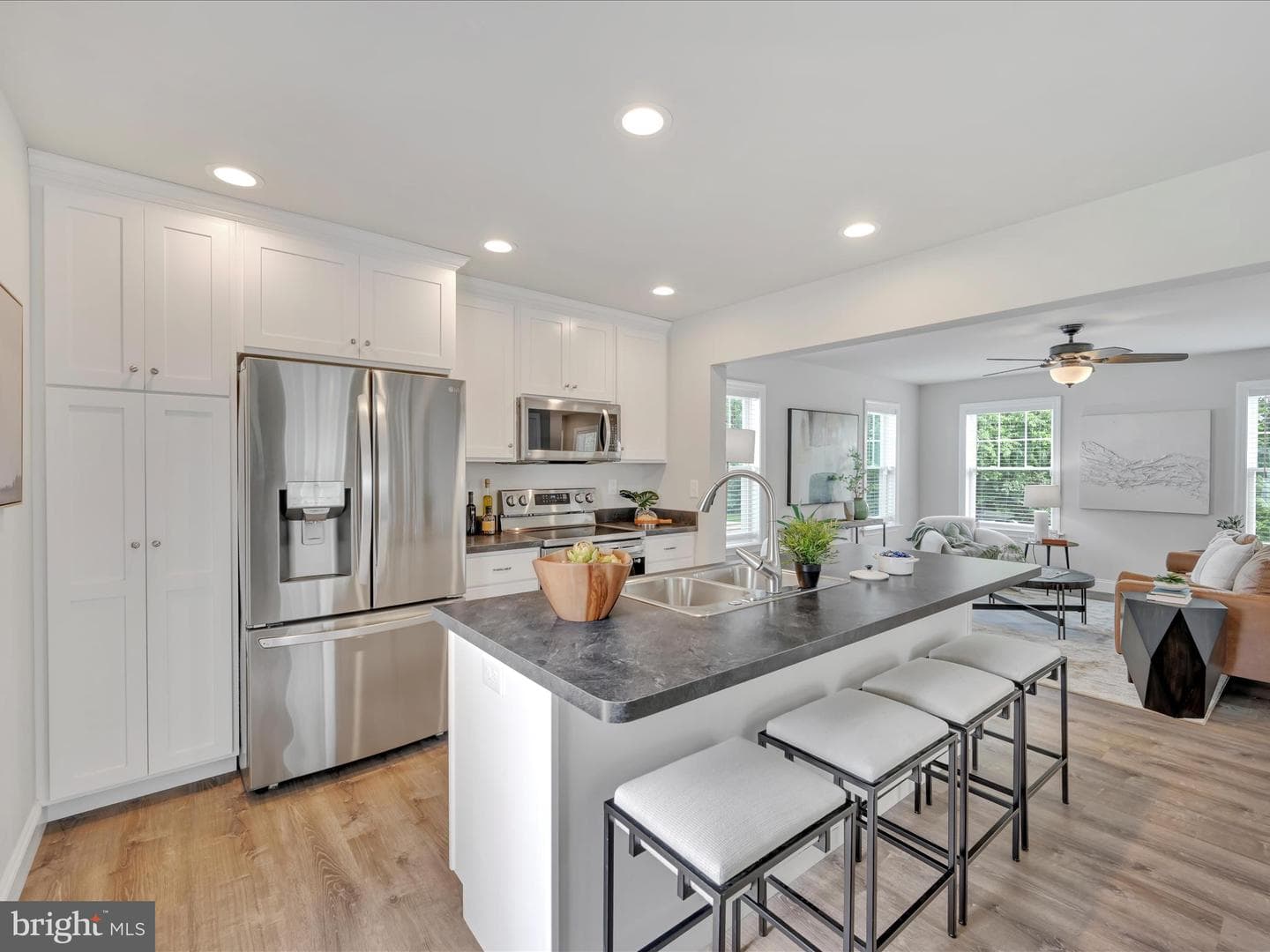 33 Coastal Avenue photo 67