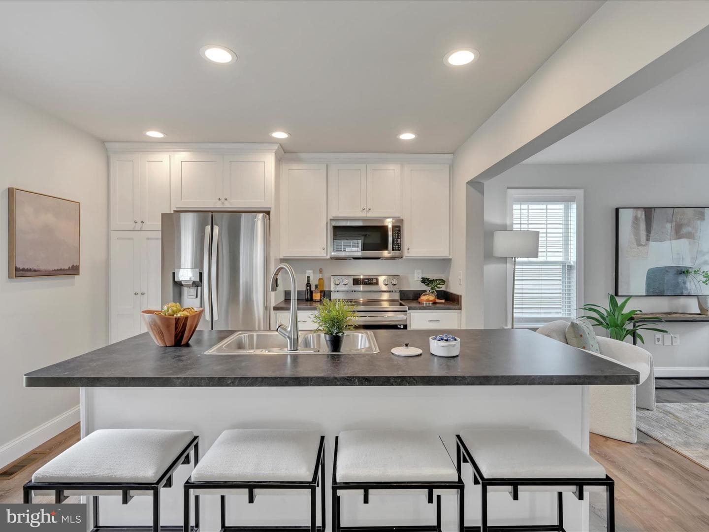 33 Coastal Avenue photo 68
