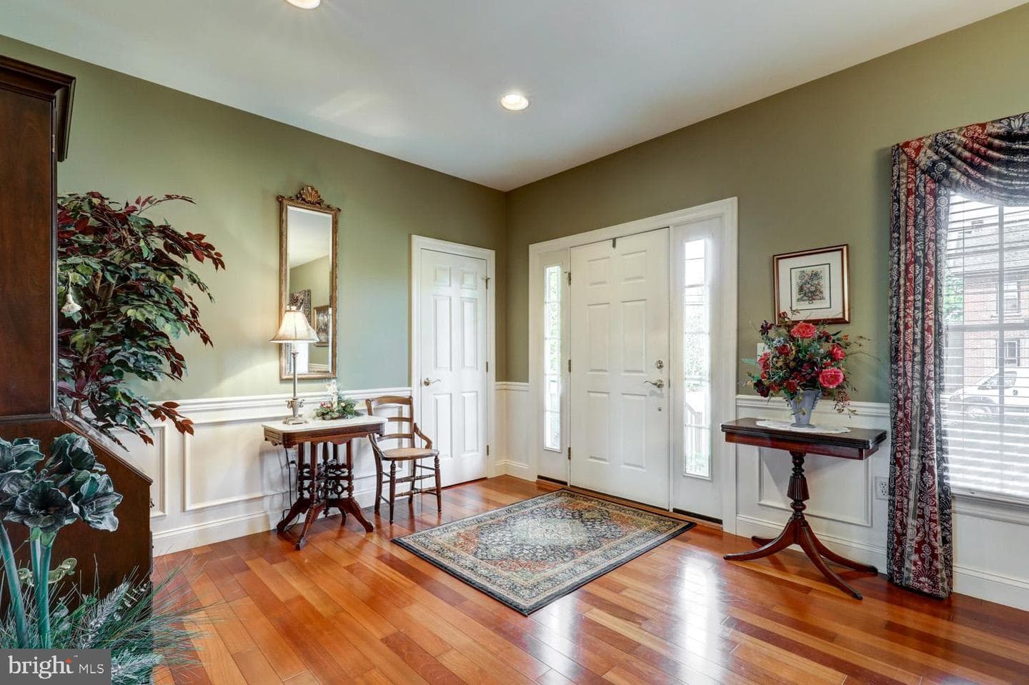 305 Miller Street photo 10