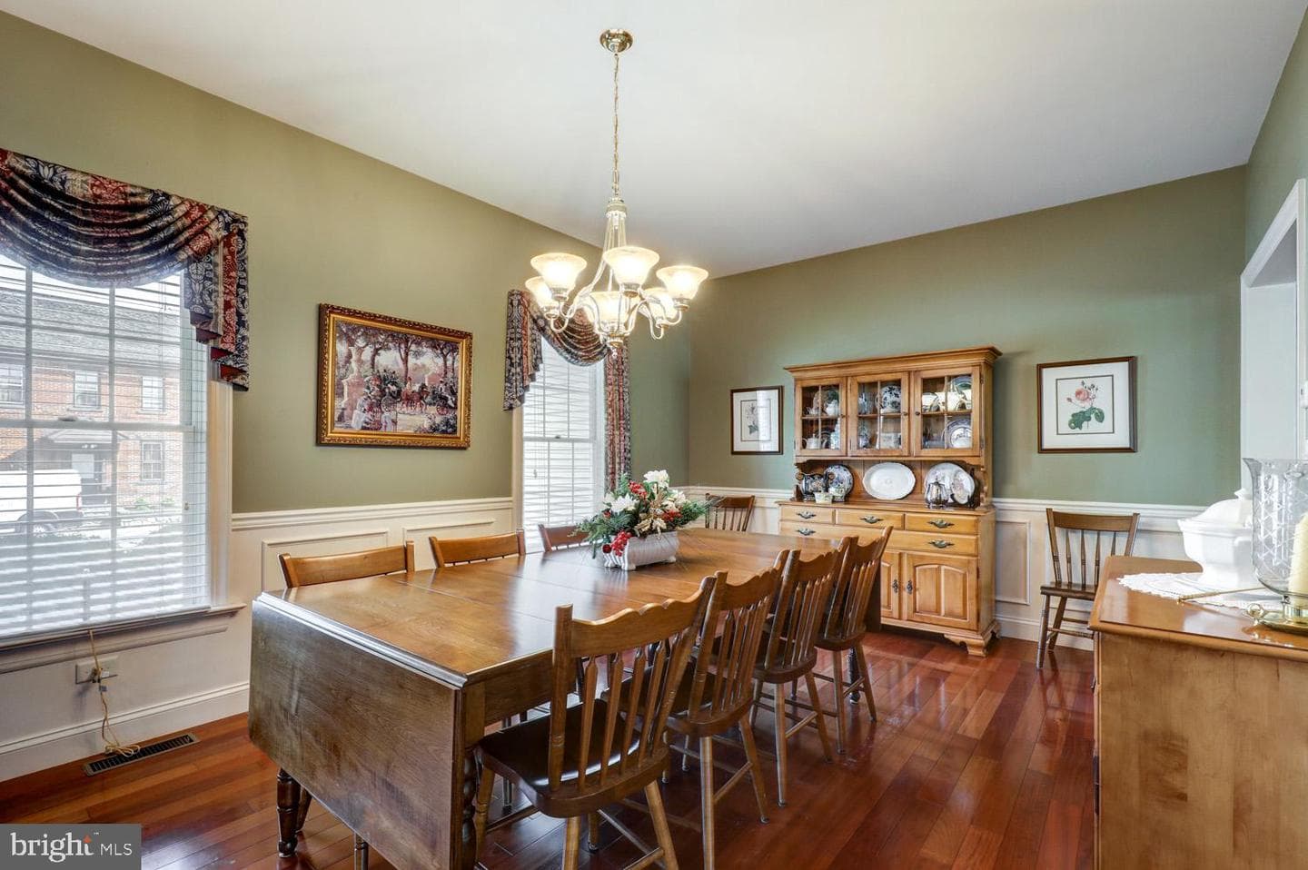 305 Miller Street photo 27