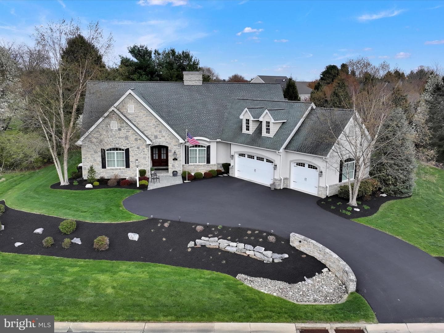 992 Buckwalter Road photo 3