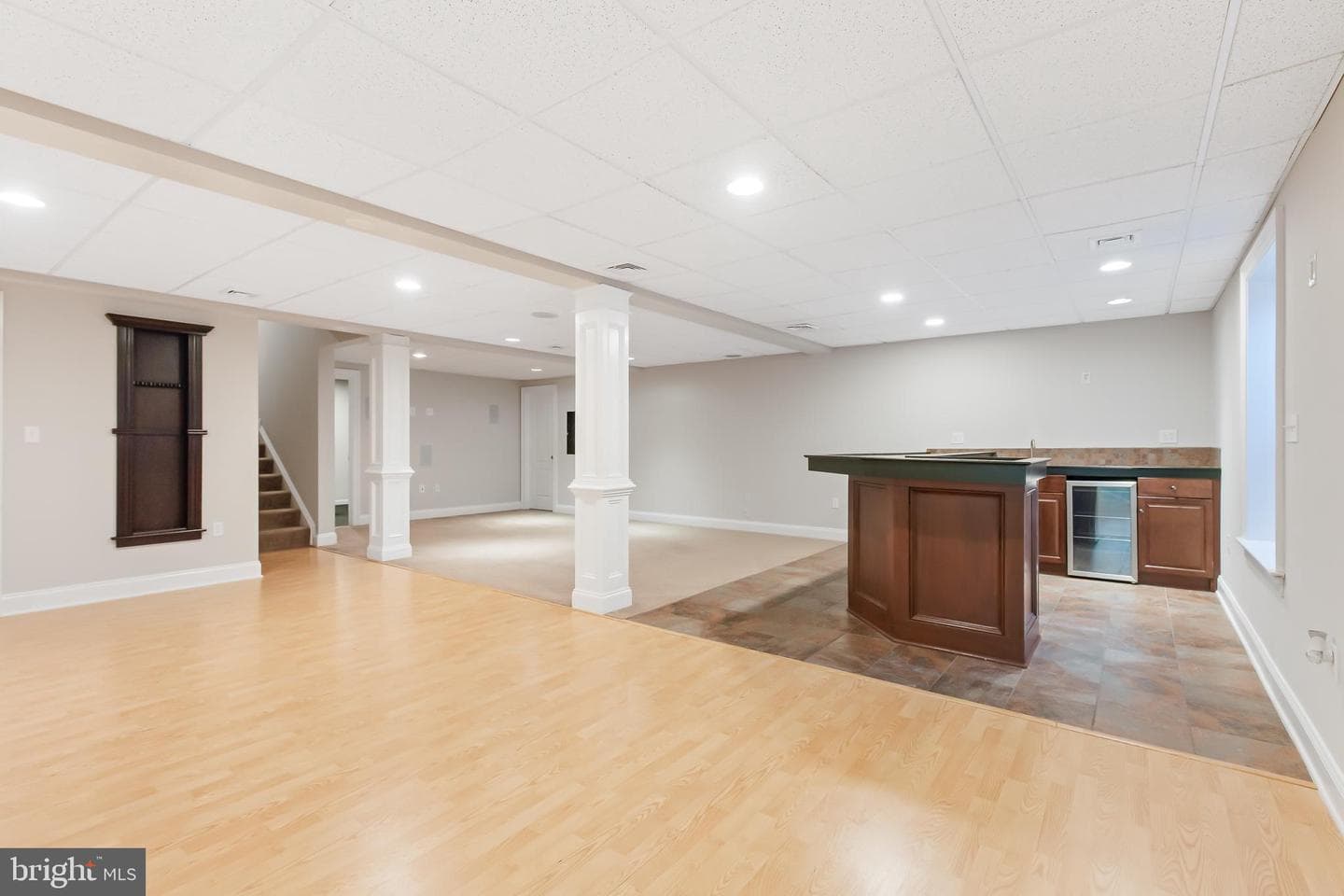 215 Meadow Creek Drive photo 41