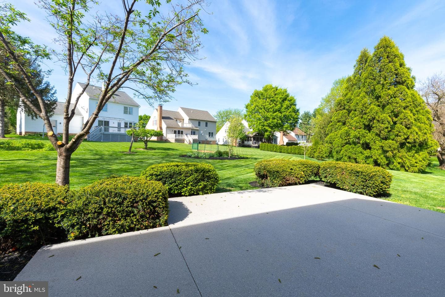 215 Meadow Creek Drive photo 46