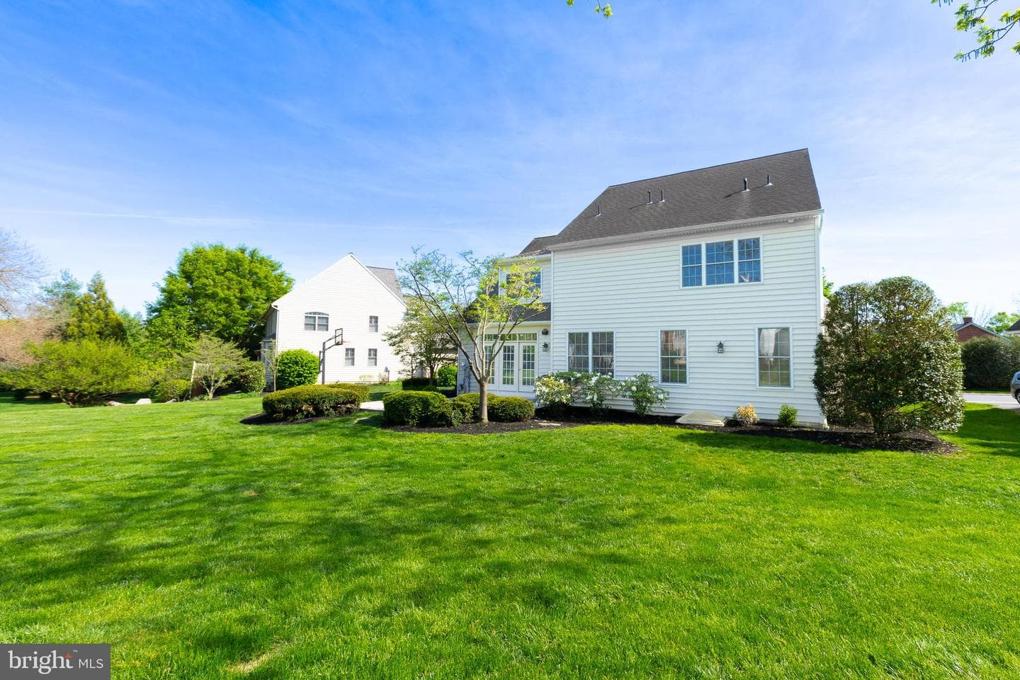 215 Meadow Creek Drive photo 47