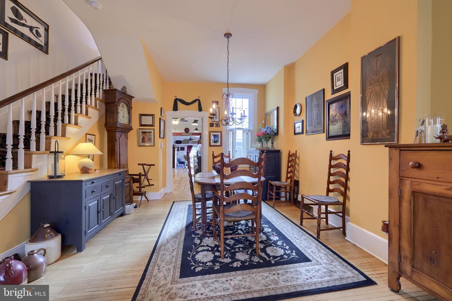 227 N Mulberry Street photo 16