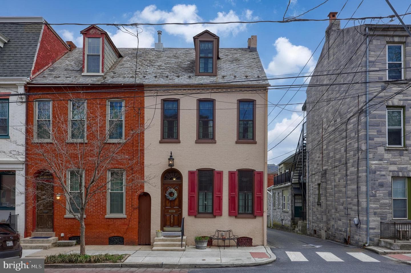 227 N Mulberry Street photo 2