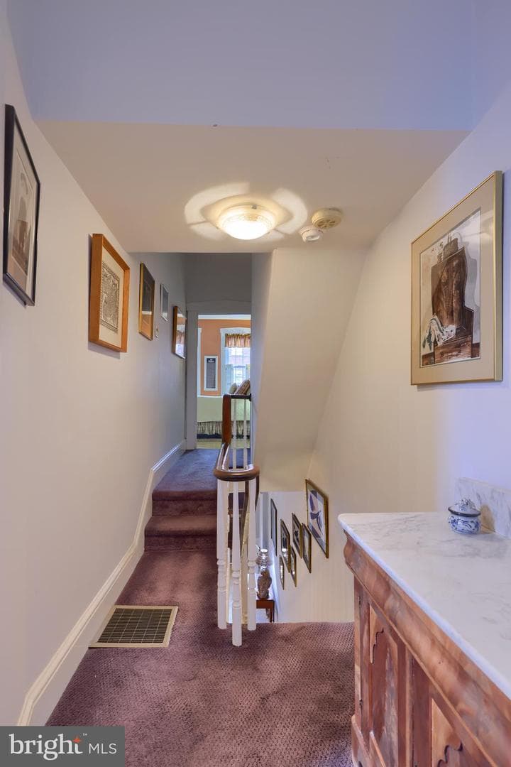 227 N Mulberry Street photo 35